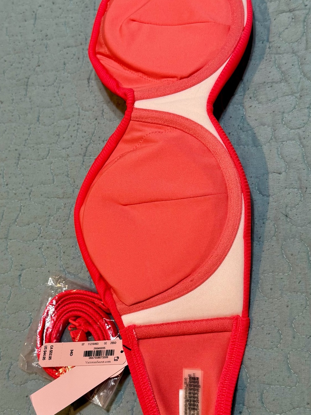 Victoria's Secret Twist Bandeau Bikini Top in Coral pink - Picture 3 of 4